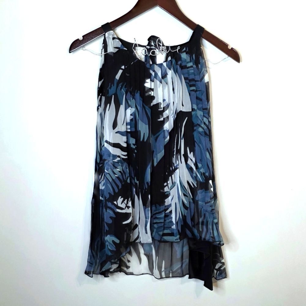 Timo Weiland Flowy Top Size 4